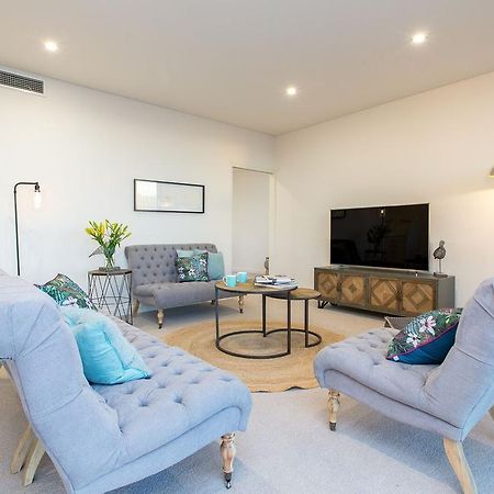 Luxury Four Bedroom Apartment With Swimming Pool 沃加沃加 外观 照片