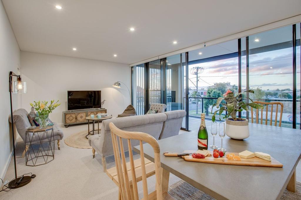Luxury Four Bedroom Apartment With Swimming Pool 沃加沃加 外观 照片